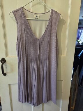 Old Navy Lavender Geometric V-Neck Midi Dress